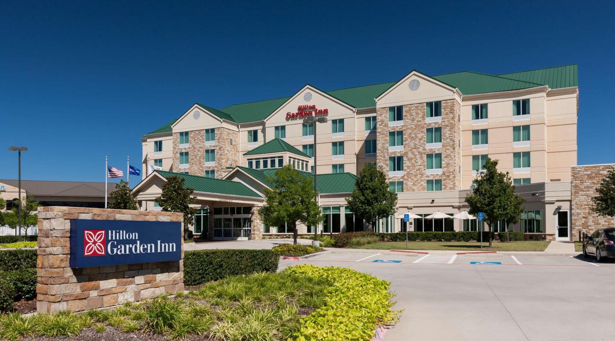 Hilton Garden Inn Frisco Ngoại thất bức ảnh