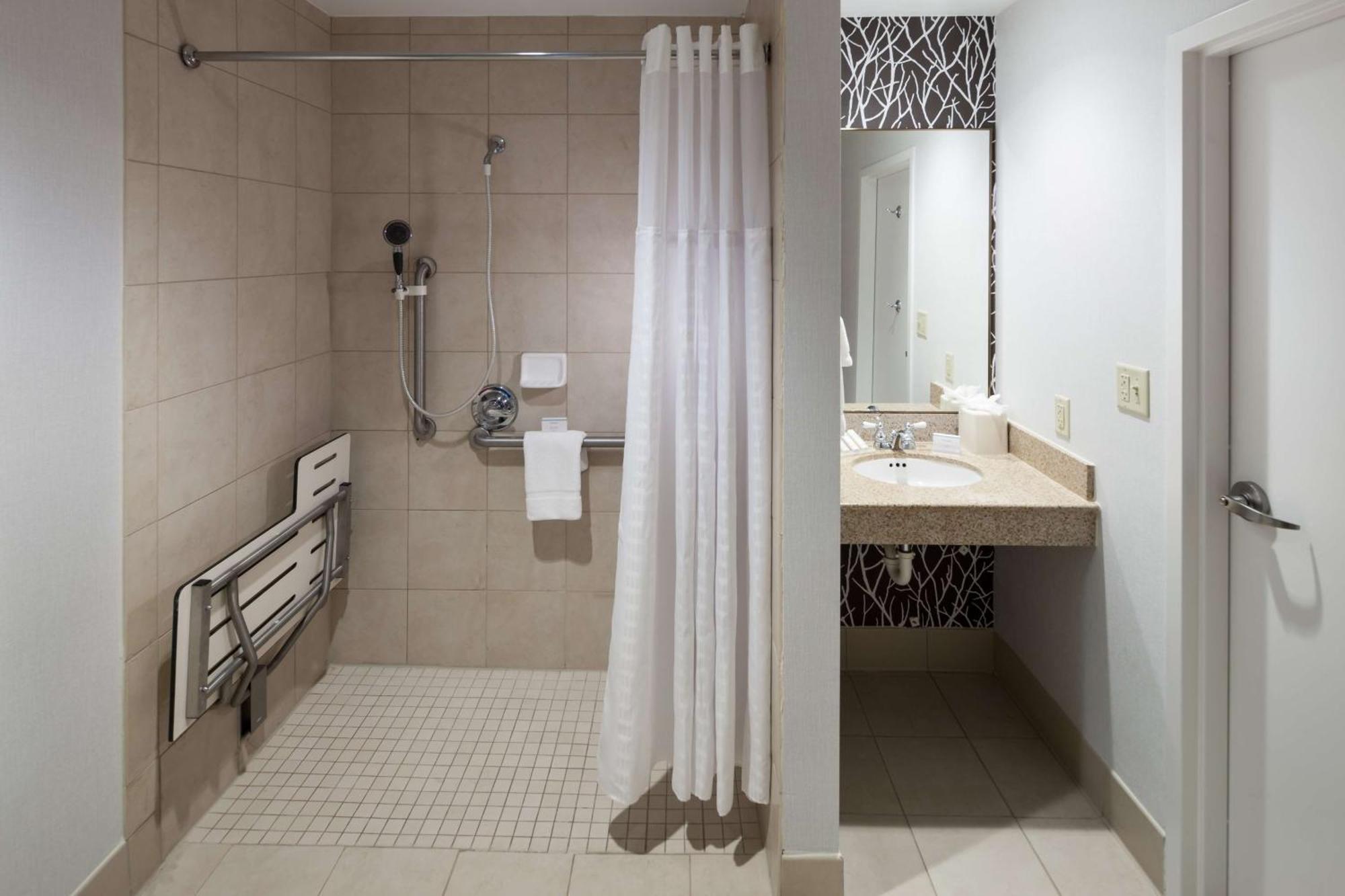 Hilton Garden Inn Frisco Ngoại thất bức ảnh