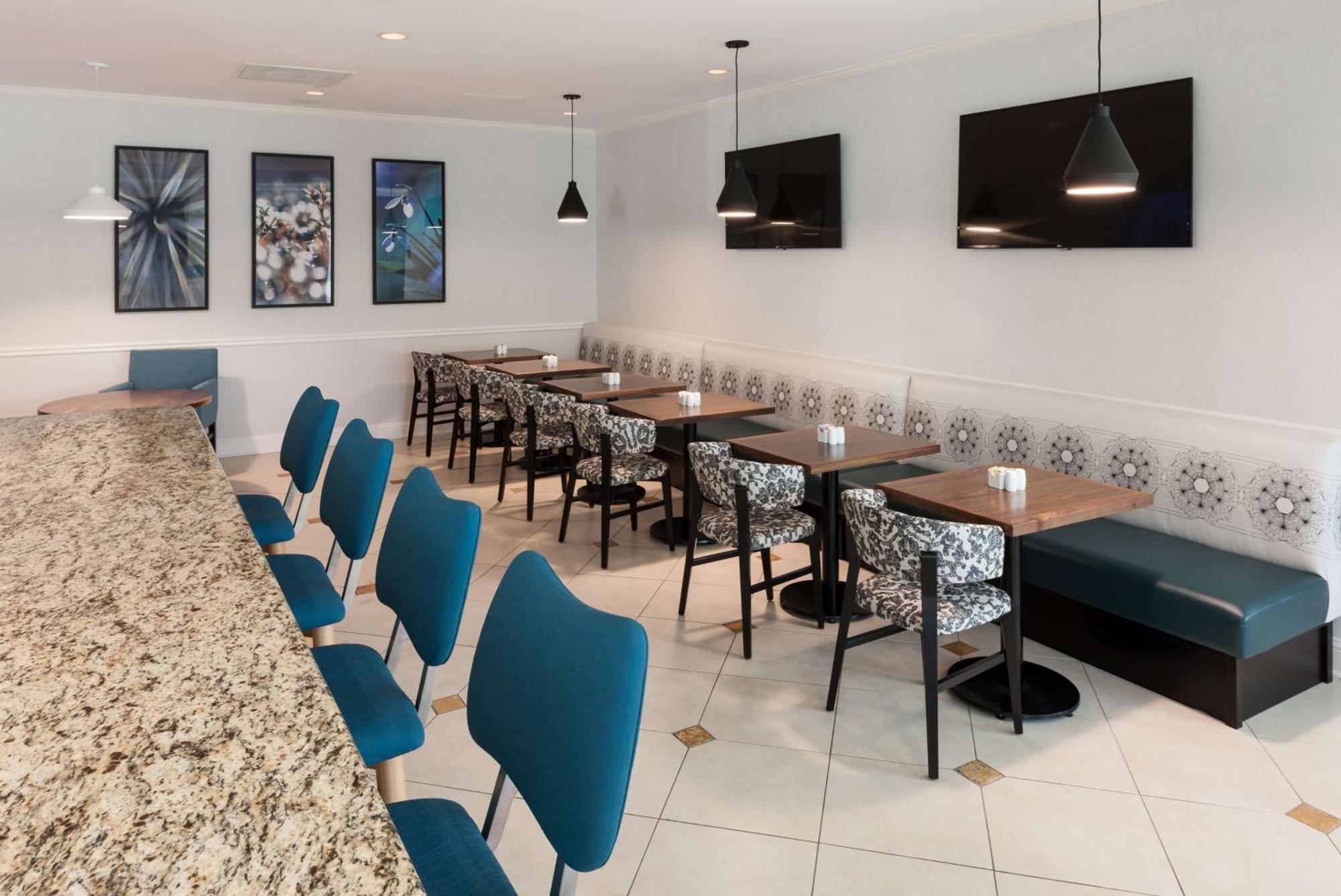 Hilton Garden Inn Frisco Ngoại thất bức ảnh