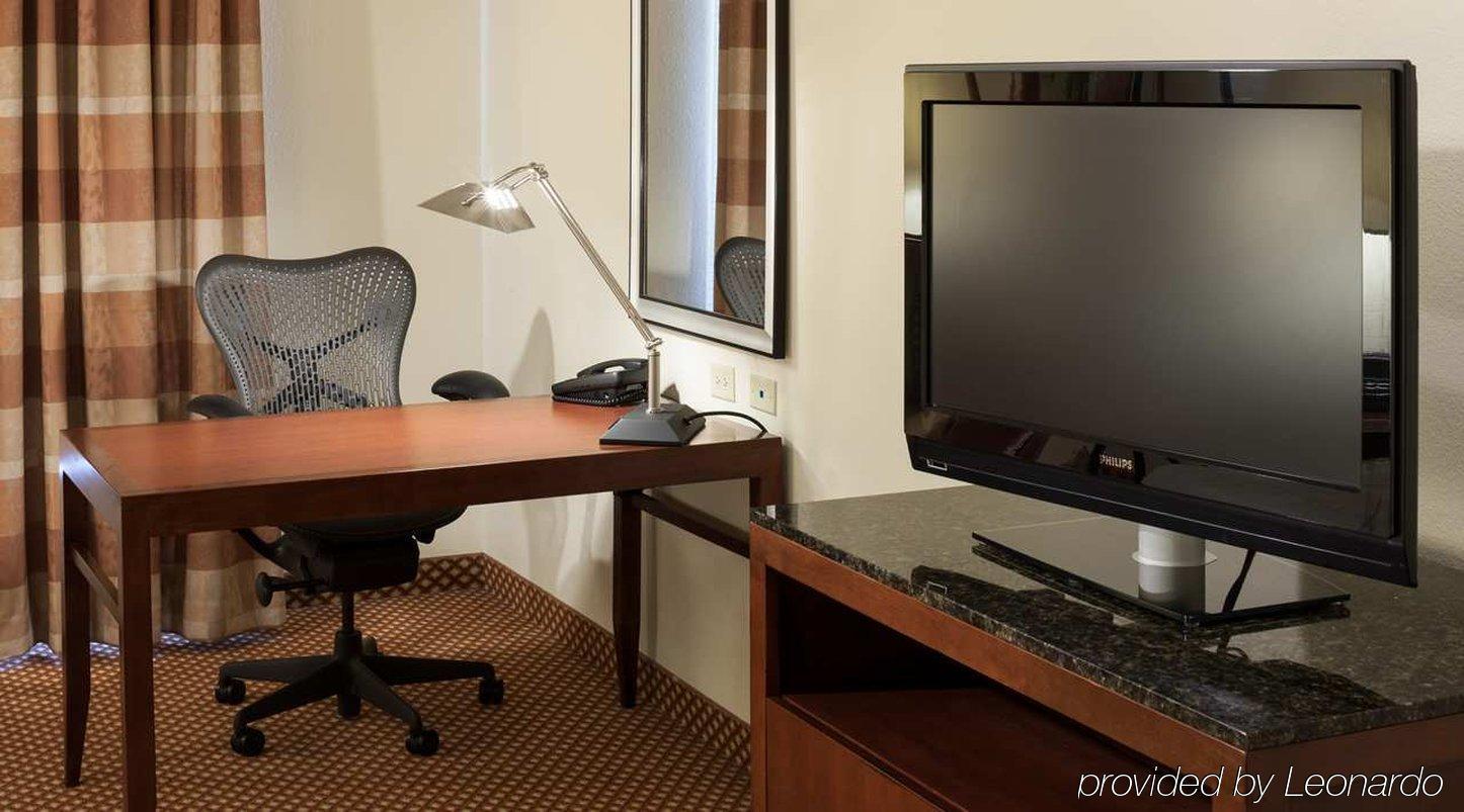 Hilton Garden Inn Frisco Ngoại thất bức ảnh